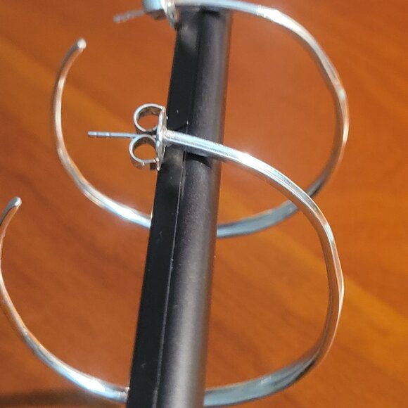 Ippolita 2" Sterling Silver Modernist Tapered Hoop Earrings - Pre loved - Picture 3 of 7